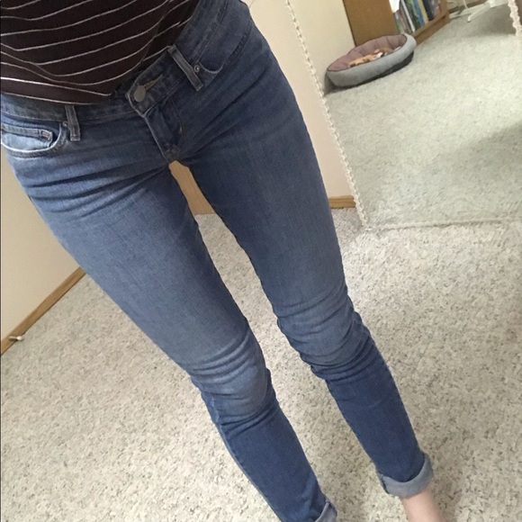 Levi’s 711 Skinny Jeans - Picture 3 of 4